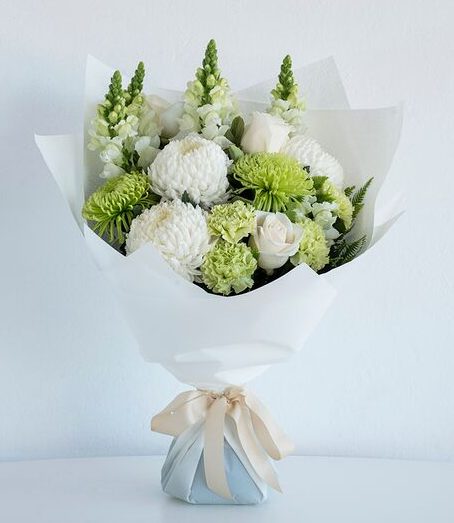 Fresh flowers in Perth classic whites